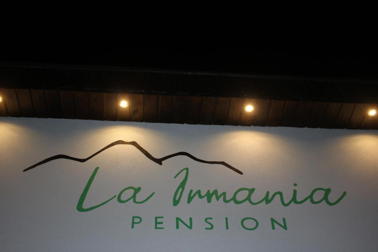 La Irmania Pension Леденицен Экстерьер фото